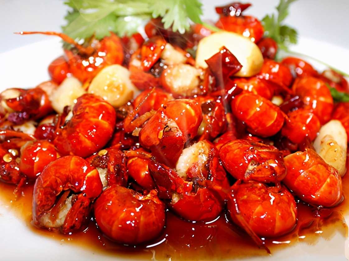 全自動鋁箔盒龍蝦尾包裝機：鎖住鮮美，便捷生活新篇章