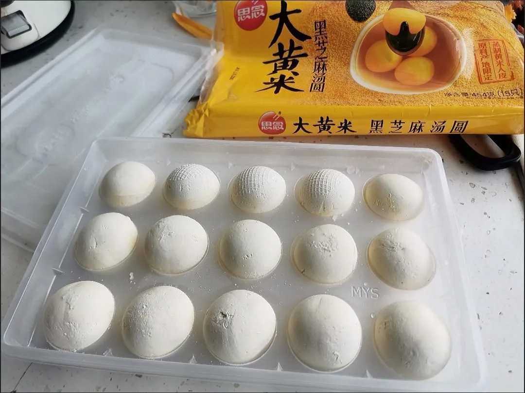智凍未來,包攬高效:呂工機械開啟速凍食品包裝新紀元